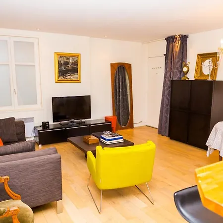 Standing Apartment#lafayette Opera *